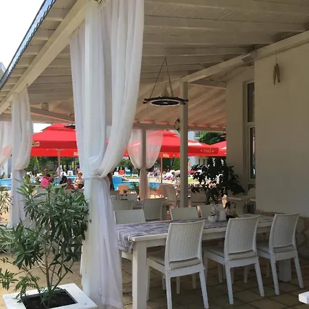 In Nessebar Club 阳光海滩